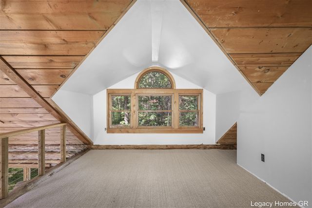 11332 Henderson Road, Montague, MI 49437