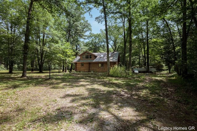 11332 Henderson Road, Montague, MI 49437