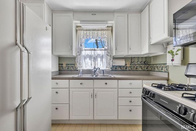 618 W 3rd Street, Bloomington, IN 47404