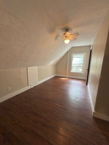 137 Lynde St. 2, Melrose, MA 02176