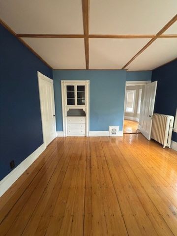 137 Lynde St. 2, Melrose, MA 02176