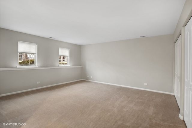 261 Sype Drive, Carol Stream, IL 60188