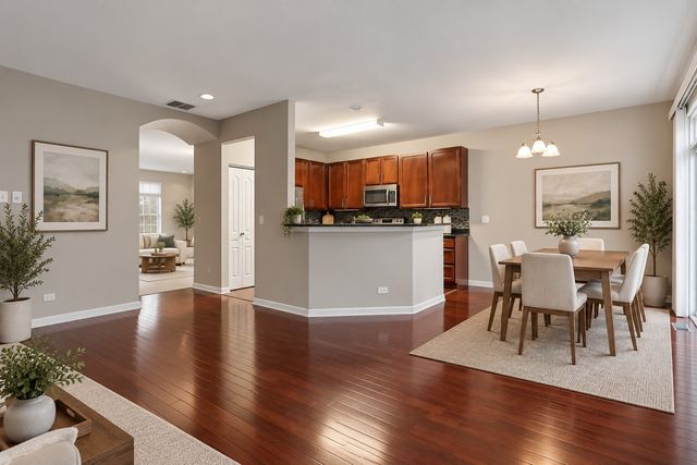 261 Sype Drive, Carol Stream, IL 60188