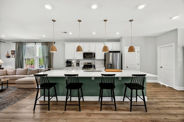 1243 Tice Lane, North Charleston, SC 29405