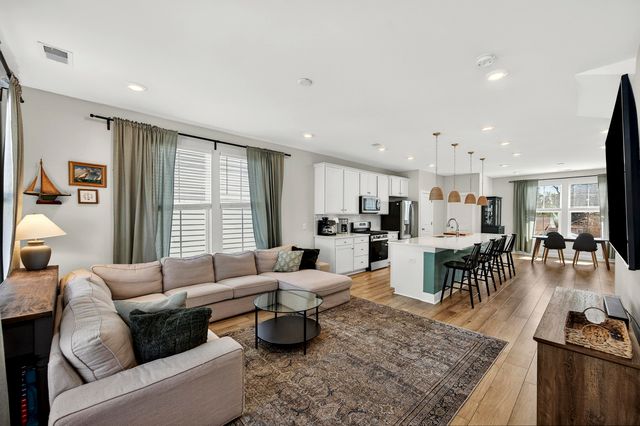 1243 Tice Lane, North Charleston, SC 29405