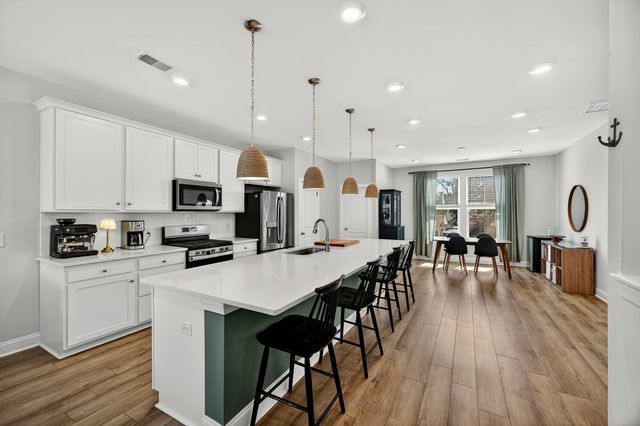 1243 Tice Lane, North Charleston, SC 29405