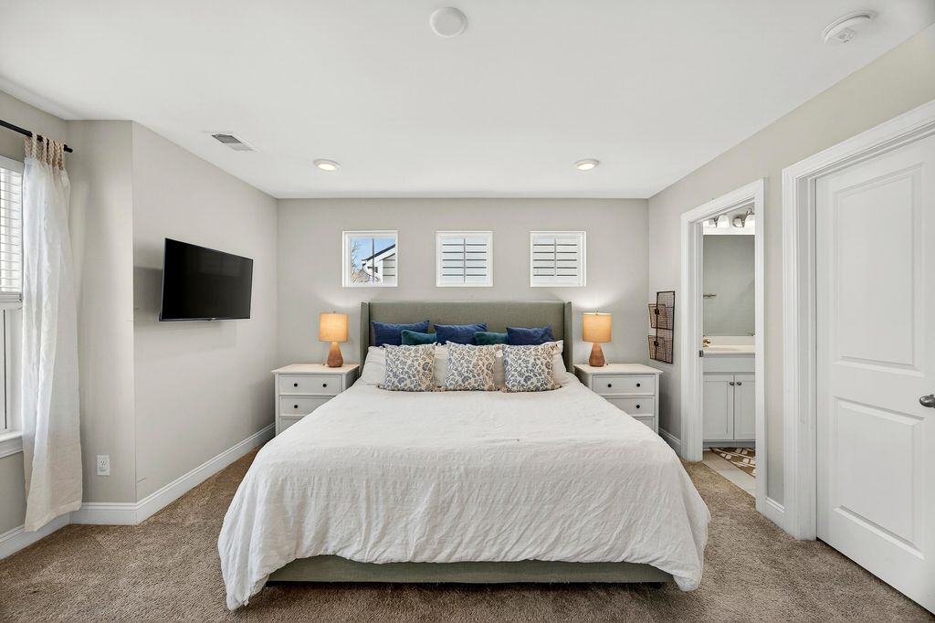 Image 30 of property listing at 1243 Tice Lane, North Charleston, SC 29405