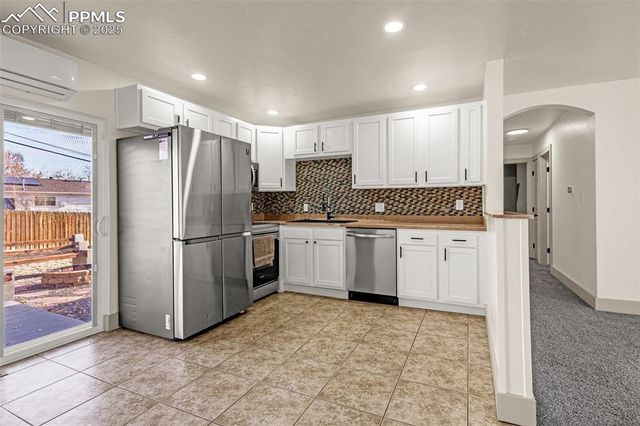 2255 Pepperwood Drive, Colorado Springs, CO 80910