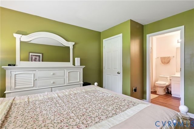 13525 Thornsett Ln, Chester, VA 23831