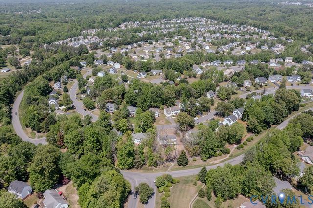13525 Thornsett Ln, Chester, VA 23831