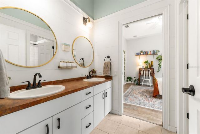 17651 NW 256TH STREET, High Springs, FL 32643