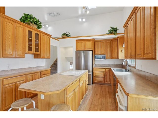 7640 W Meadow Dr, Littleton, CO 80128