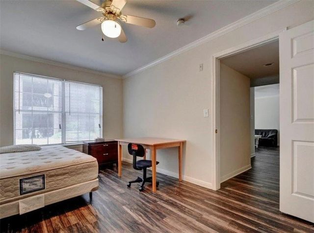 501 W 26th ST 109, Austin, TX 78705