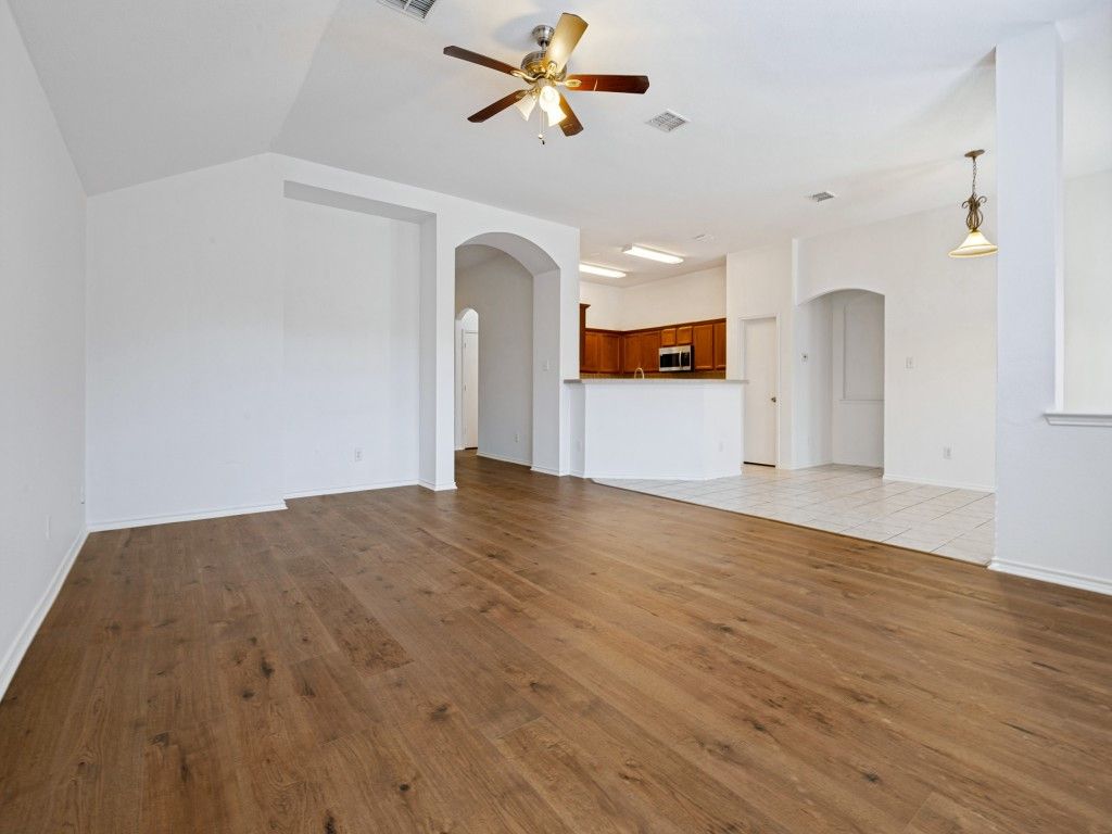 2459 Frontier Drive, Grand Prairie, TX 75052 — photo 3