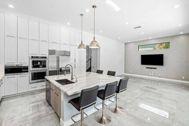 9006 Dulcetto Court, Boca Raton, FL 33496