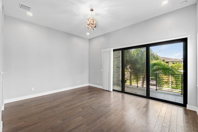 9006 Dulcetto Court, Boca Raton, FL 33496