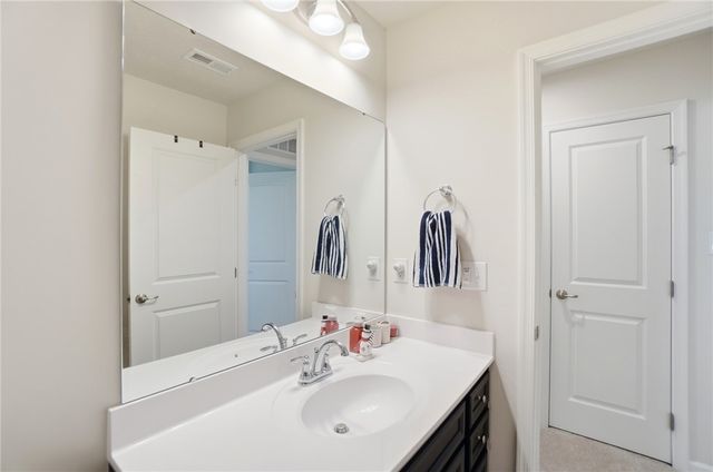 2095 Nathaniel Greene Drive, Beavercreek Twp, OH 45434