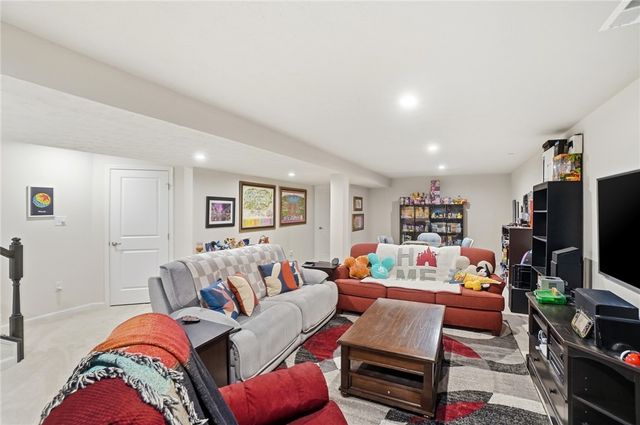2095 Nathaniel Greene Drive, Beavercreek Twp, OH 45434