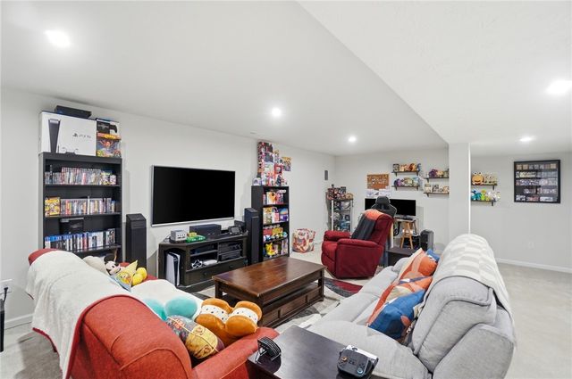 2095 Nathaniel Greene Drive, Beavercreek Twp, OH 45434