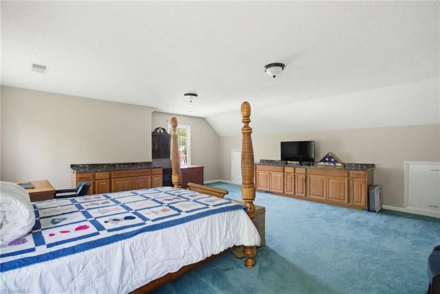 4303 Quail Canyon Court, Greensboro, NC 27410