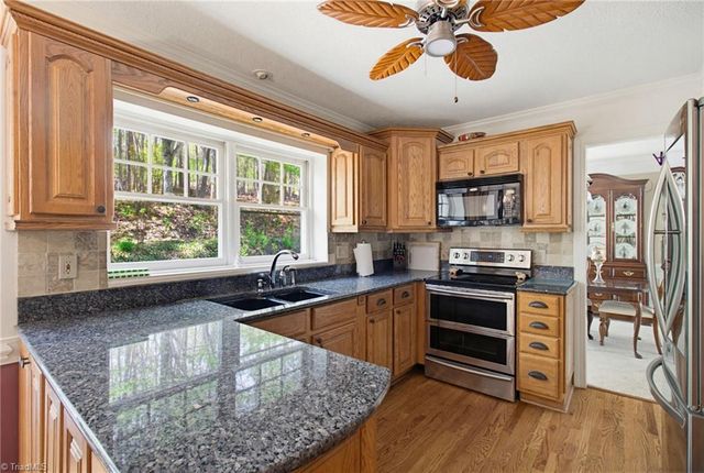 4303 Quail Canyon Court, Greensboro, NC 27410