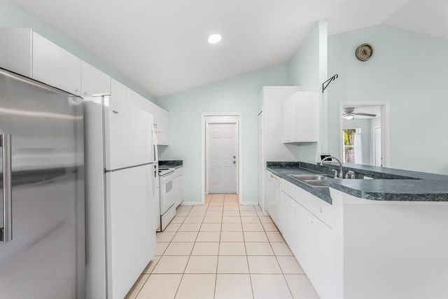 3506 3rd Street, Vero Beach, FL 32968