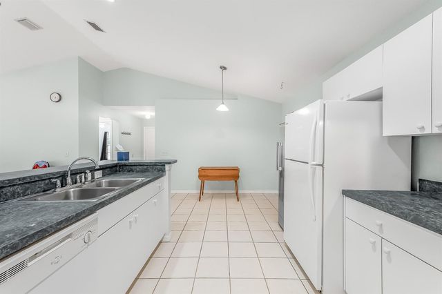 3506 3rd Street, Vero Beach, FL 32968