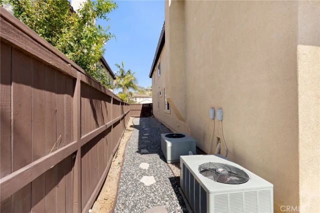 1093 Meridian Court, Oceanside, CA 92057