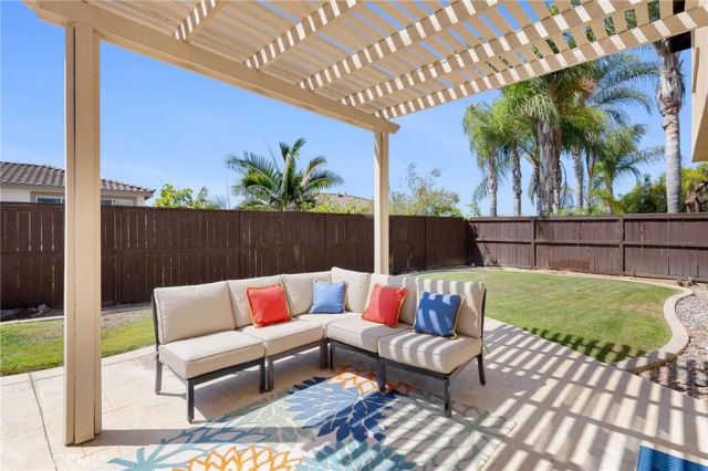 1093 Meridian Court, Oceanside, CA 92057