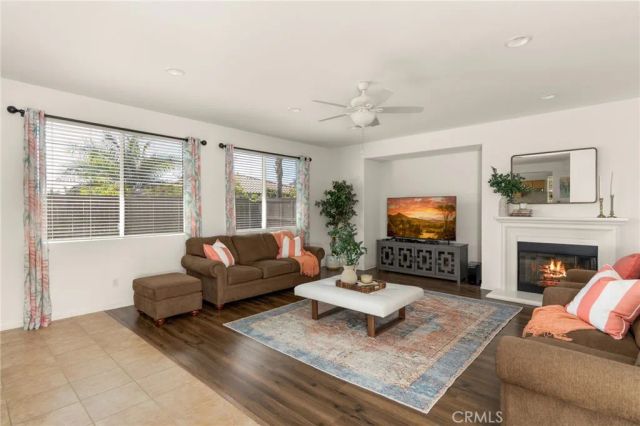 1093 Meridian Court, Oceanside, CA 92057