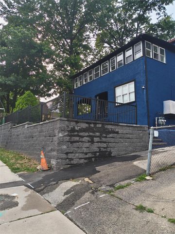 133 Lincoln Avenue 2nd Flr, New Rochelle, NY 10801