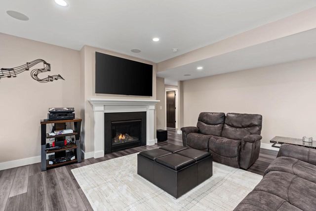 6653 Morning Dew Lane, Sun Prairie, WI 53590