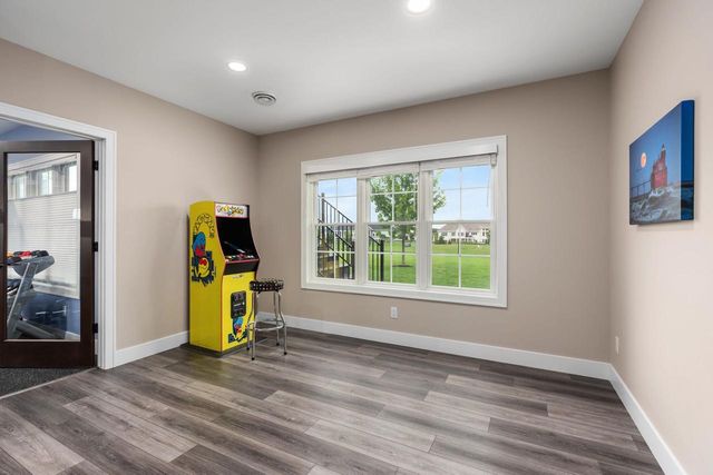 6653 Morning Dew Lane, Sun Prairie, WI 53590