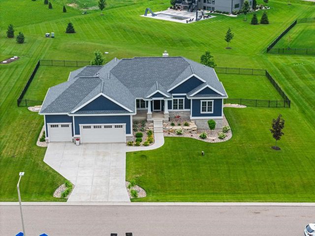 6653 Morning Dew Lane, Sun Prairie, WI 53590