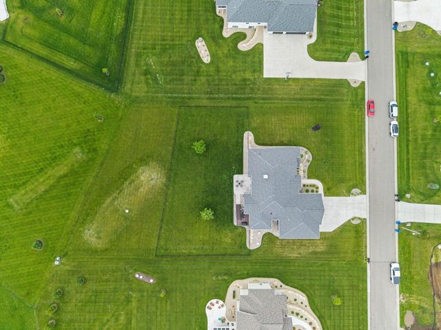6653 Morning Dew Lane, Sun Prairie, WI 53590