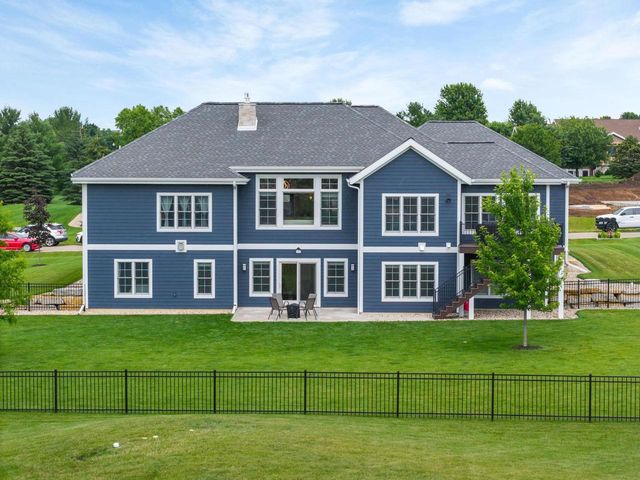 6653 Morning Dew Lane, Sun Prairie, WI 53590