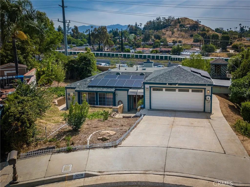3208 Gibraltar, Riverside, CA 92506