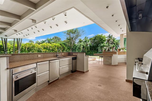 9 CASTAÑA STREET, Guaynabo, PR 00968