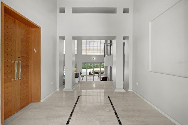 9 CASTAÑA STREET, Guaynabo, PR 00968