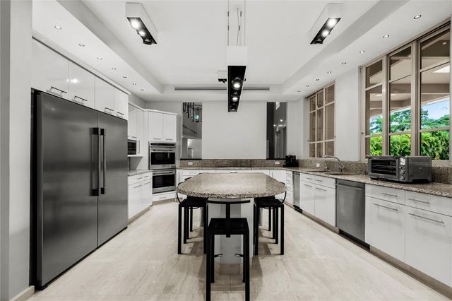 9 CASTAÑA STREET, Guaynabo, PR 00968