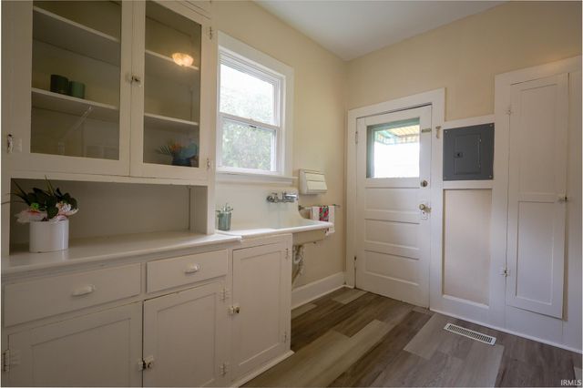 1343 E Indiana Street, Evansville, IN 47711