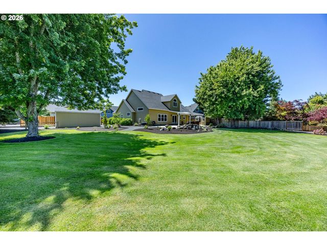 6718 JACOB Ln, Springfield, OR 97478