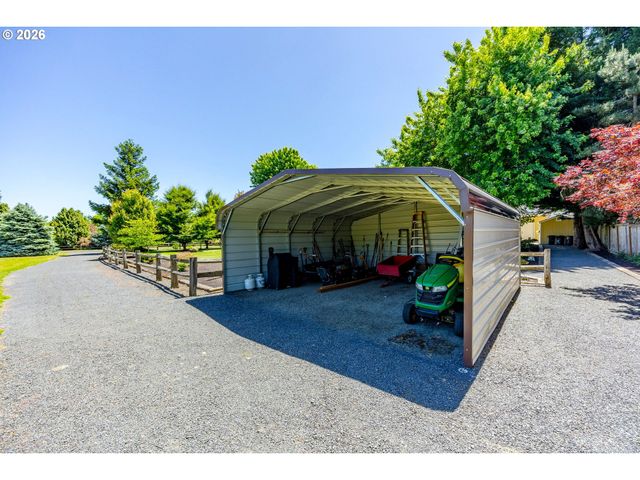 6718 JACOB Ln, Springfield, OR 97478