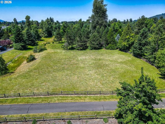 6718 JACOB Ln, Springfield, OR 97478