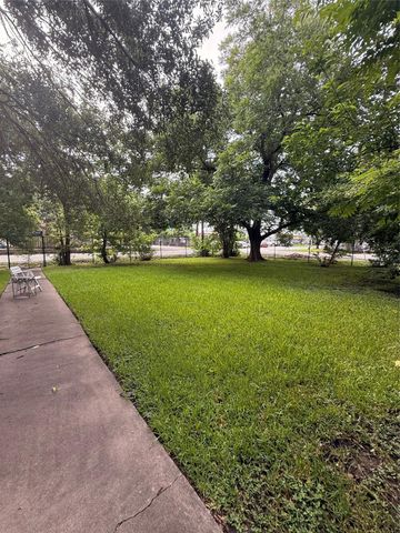 7018 Alder Drive 1, Houston, TX 77081