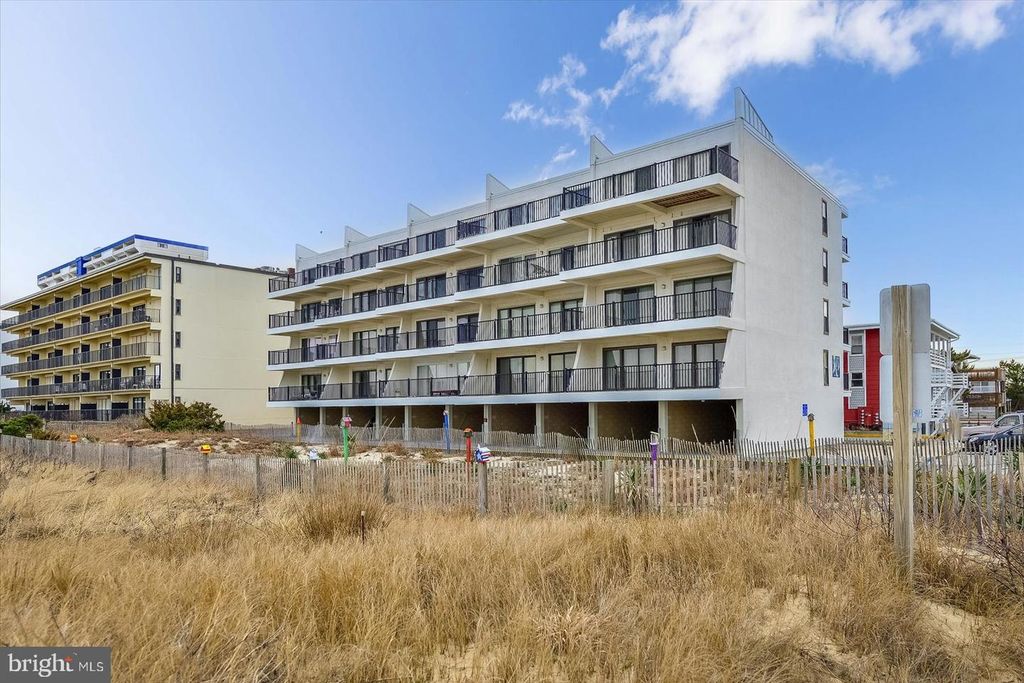 11903 WIGHT ST #202, Ocean City, MD 21842