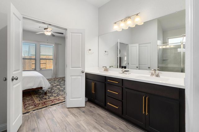 8206 Greyhawk CV, Austin, TX 78744
