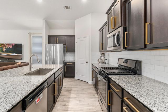 8206 Greyhawk CV, Austin, TX 78744