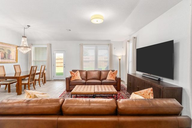 8206 Greyhawk CV, Austin, TX 78744