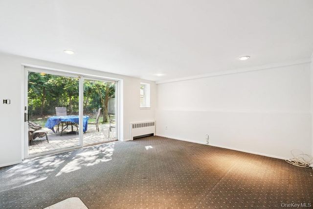 72 Winthrop Road, Plainview, NY 11803